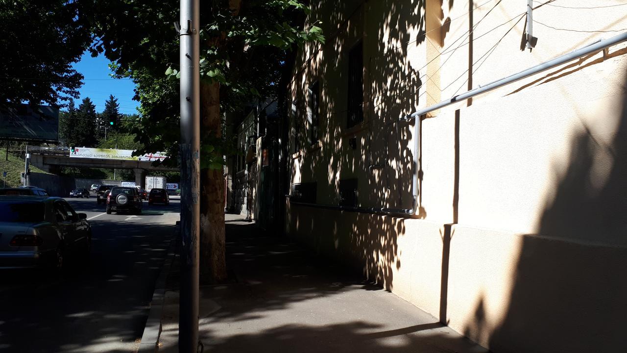 Modern Guest House Tbilisi Exterior photo